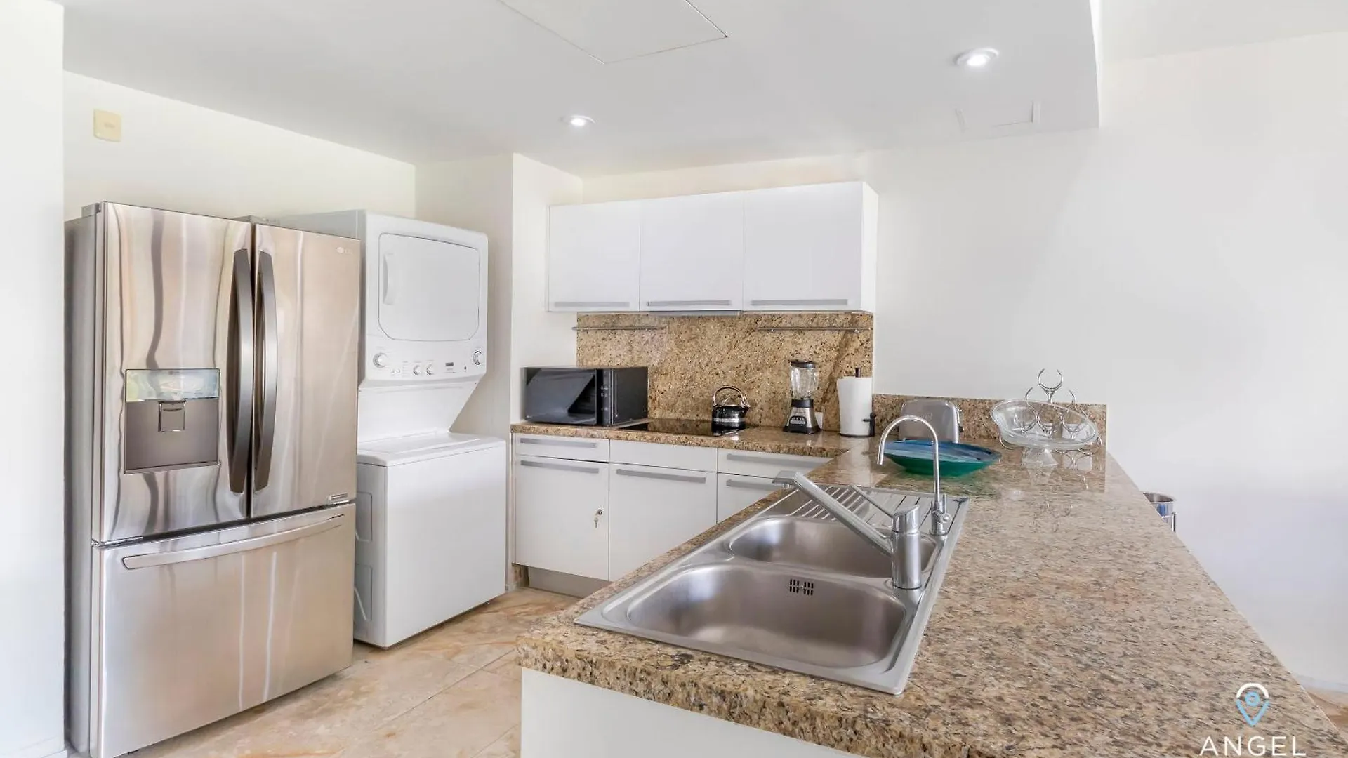 Magia Apartments, Resort-Style, Prime Location With Ocean Views! Playa del Carmen