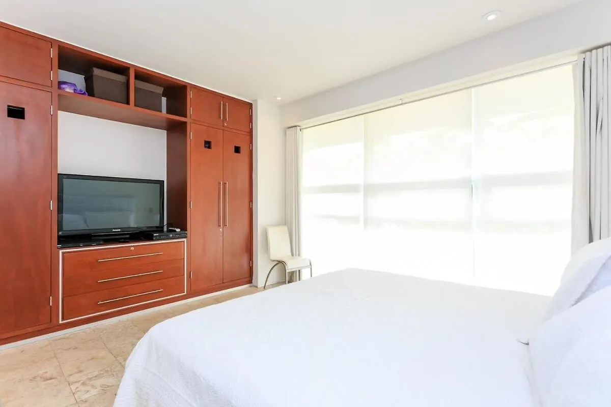 Magia Apartments, Resort-Style, Prime Location With Ocean Views! Playa del Carmen Holiday home